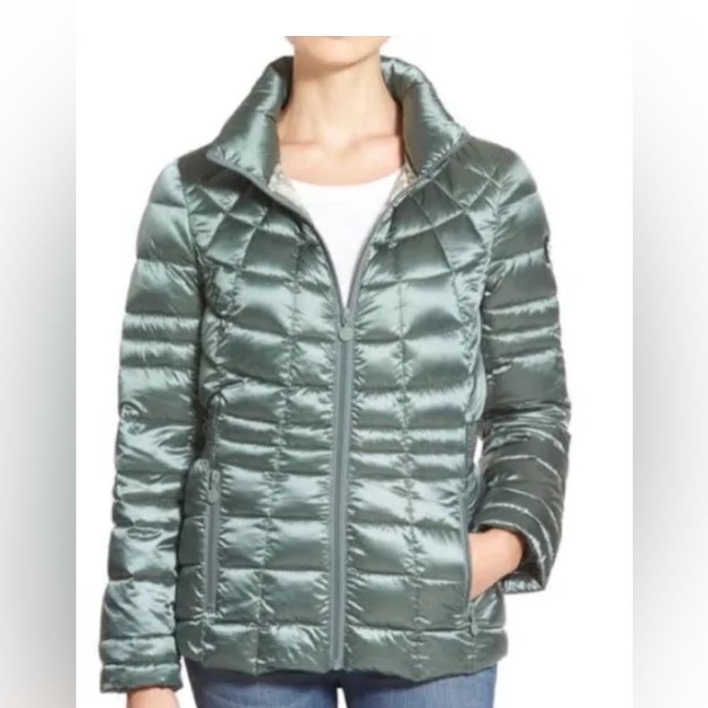 Bernardo Quilted Primaloft Puffer Coat
